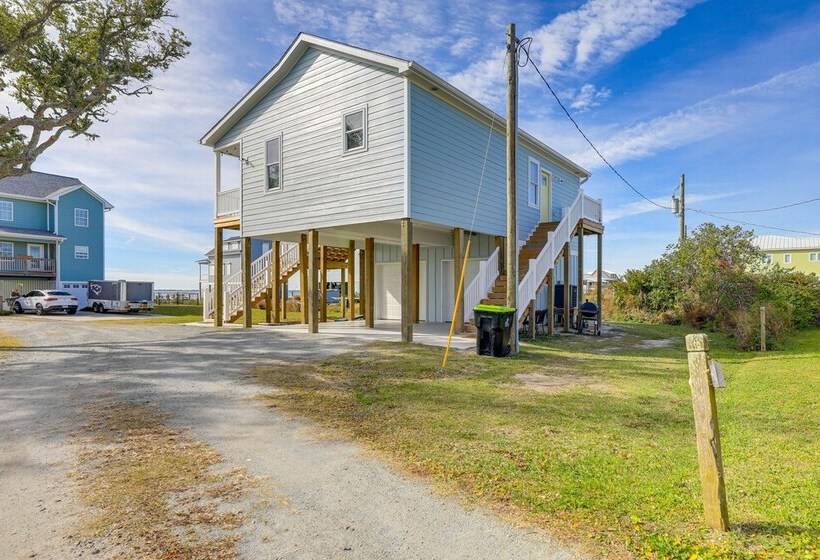 Waterfront Home W/ Sunset & Lighthouse Views