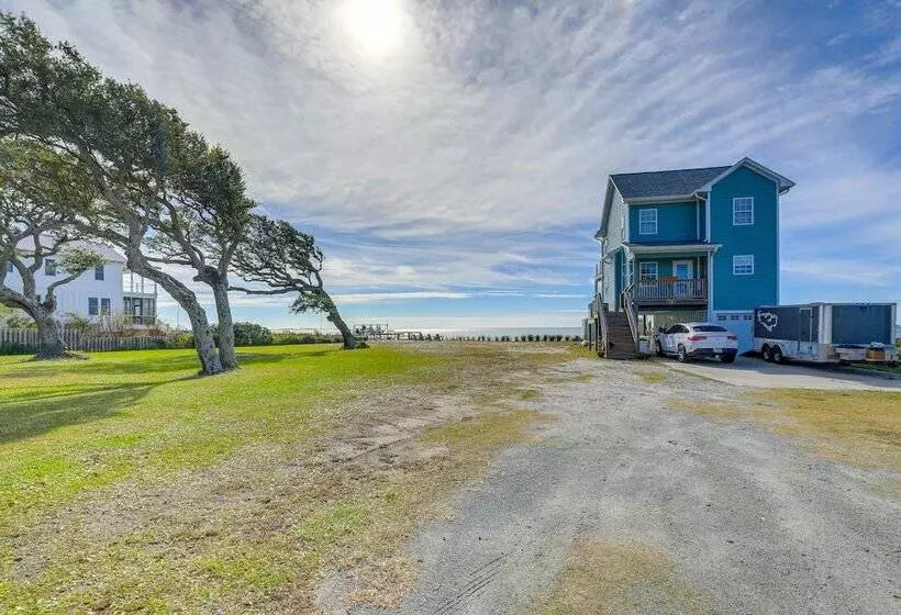 Waterfront Home W/ Sunset & Lighthouse Views