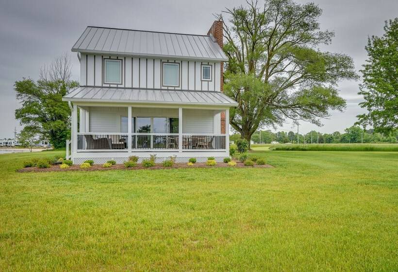 Waterfront Maryland Vacation Home: Private Beach!