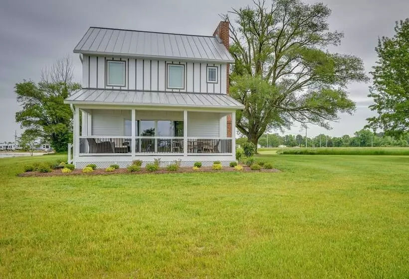 Waterfront Maryland Vacation Home: Private Beach!