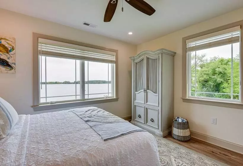 Waterfront Maryland Vacation Home: Private Beach!