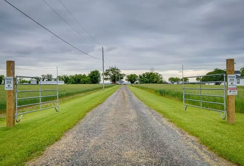 Waterfront Maryland Vacation Home: Private Beach!