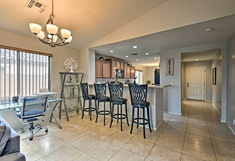 West Phoenix Home: Hike, Dine & Golf Nearby!