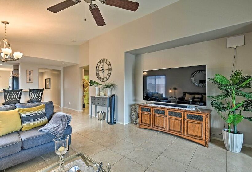 West Phoenix Home: Hike, Dine & Golf Nearby!