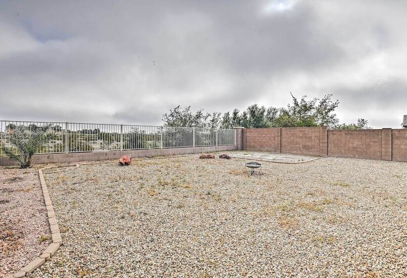 West Phoenix Home: Hike, Dine & Golf Nearby!