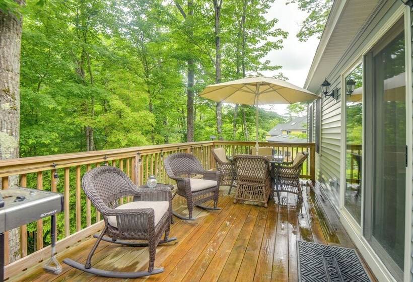 White Mountain Home Near Lakes & Kancamagus Hwy!