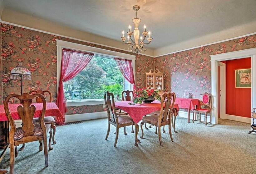 Wine Country Home With Yard; Walk To Downtown!