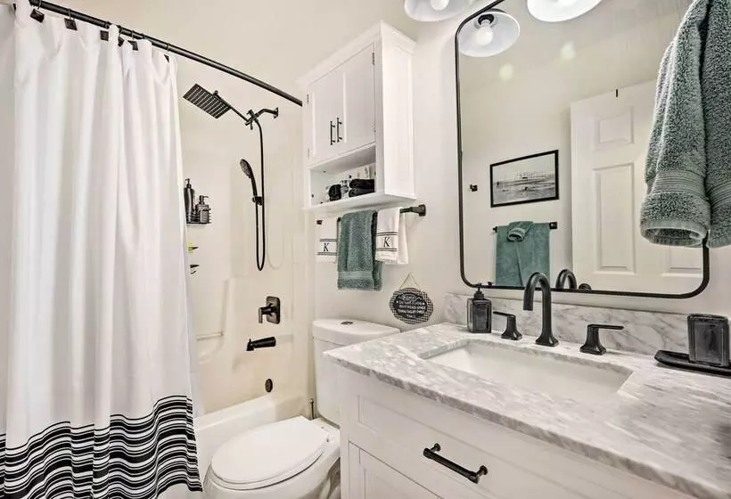 Berkeley Springs Vacation Home W/ Fire Pit!