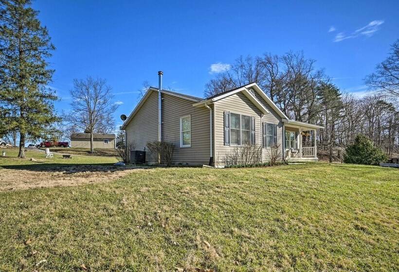 Berkeley Springs Vacation Home W/ Fire Pit!