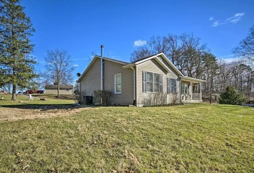 Berkeley Springs Vacation Home W/ Fire Pit!