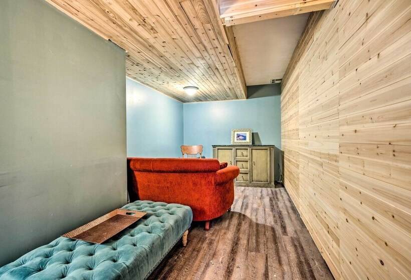 Berkeley Springs Vacation Home W/ Fire Pit!