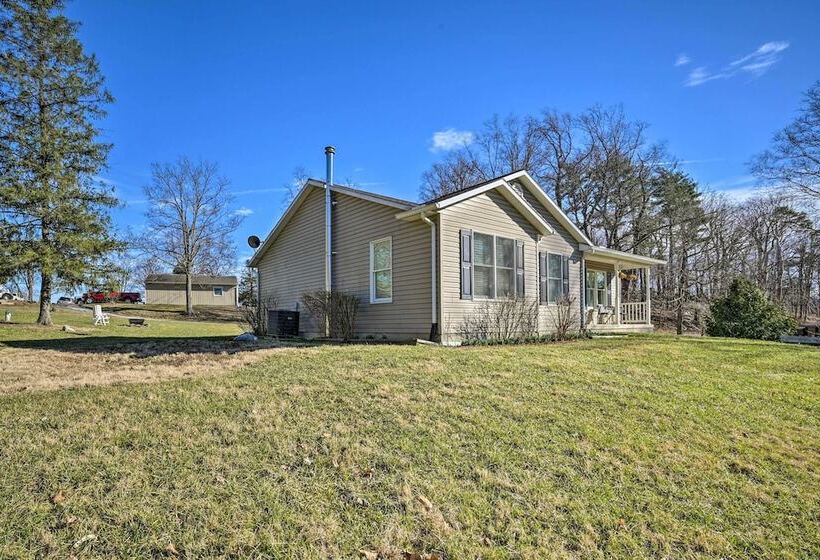 Berkeley Springs Vacation Home W/ Fire Pit!