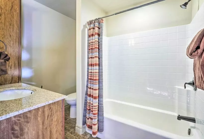 Beulah Home W/ Wraparound Porch & Mtn Views