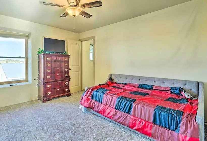 Beulah Home W/ Wraparound Porch & Mtn Views