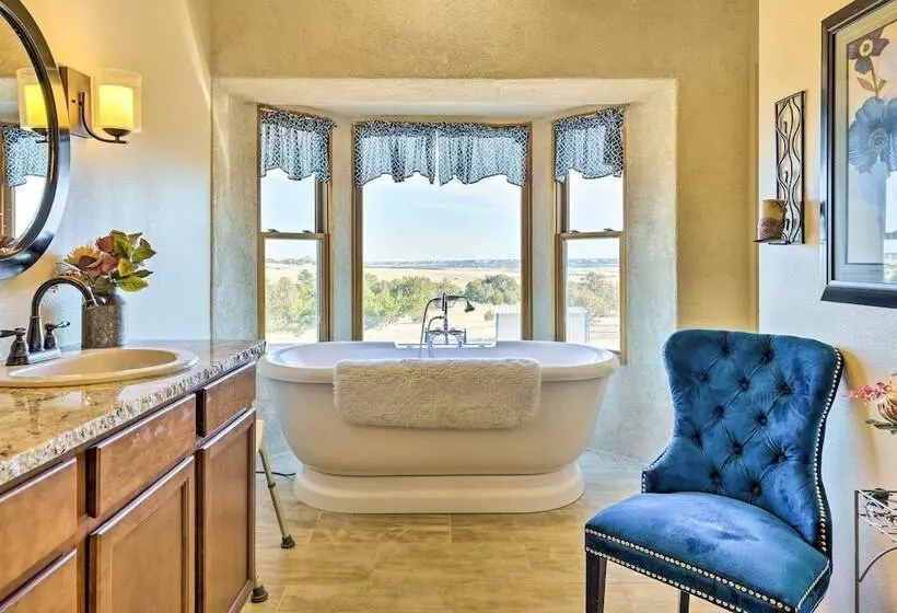 Beulah Home W/ Wraparound Porch & Mtn Views