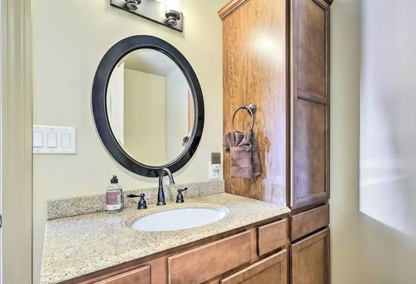 Beulah Home W/ Wraparound Porch & Mtn Views