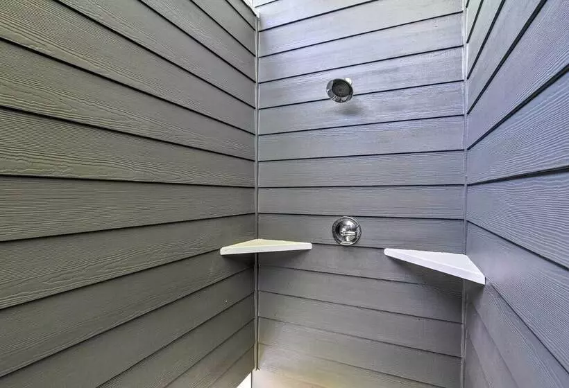 Steps To Coast: Bolivar Peninsula Beach House!