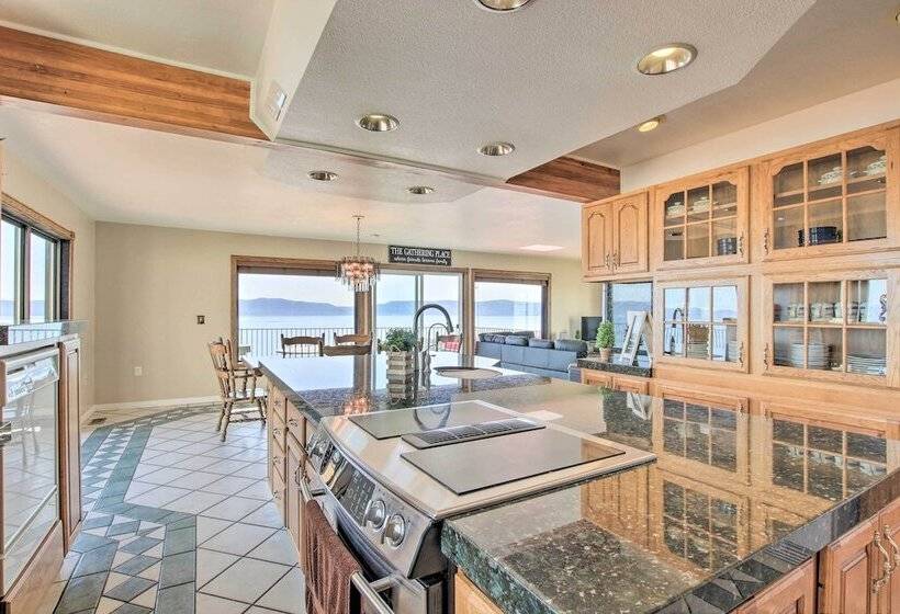 Breathtaking Bear Lake Escape W/ Game Room & View!