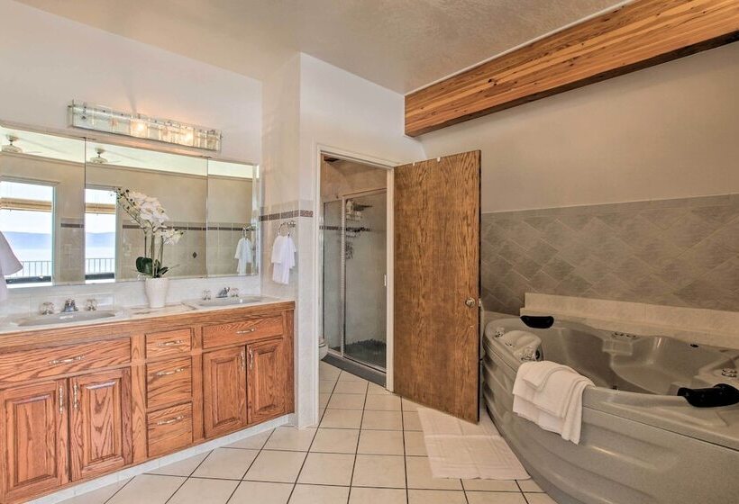 Breathtaking Bear Lake Escape W/ Game Room & View!