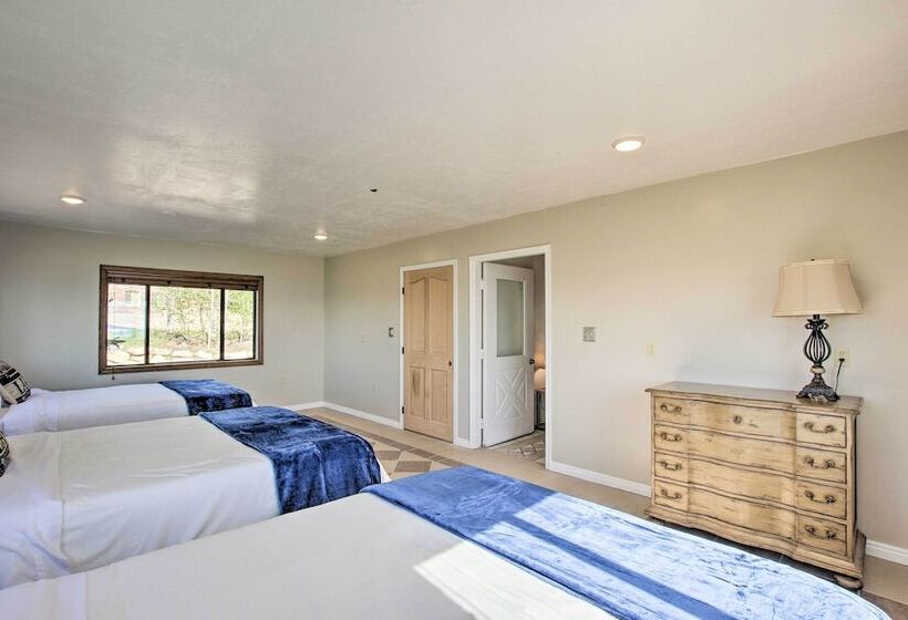 Breathtaking Bear Lake Escape W/ Game Room & View!