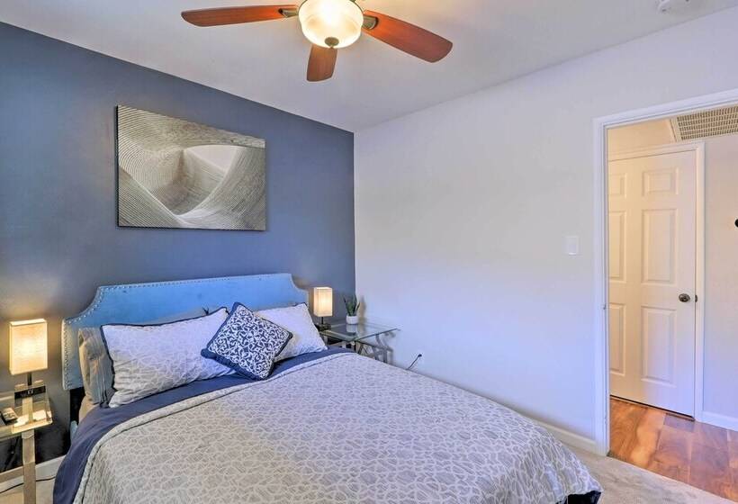 Central Phoenix Home W/ Pool & Hot Tub!