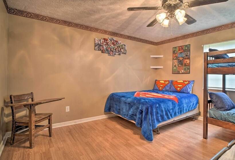 Charming  Hideaway Haven  Near Pigeon Forge!