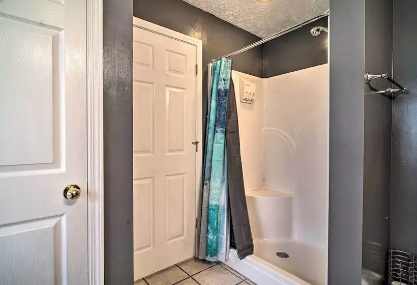 Charming  Hideaway Haven  Near Pigeon Forge!