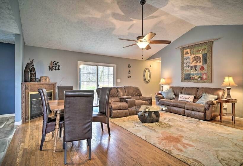 Charming  Hideaway Haven  Near Pigeon Forge!