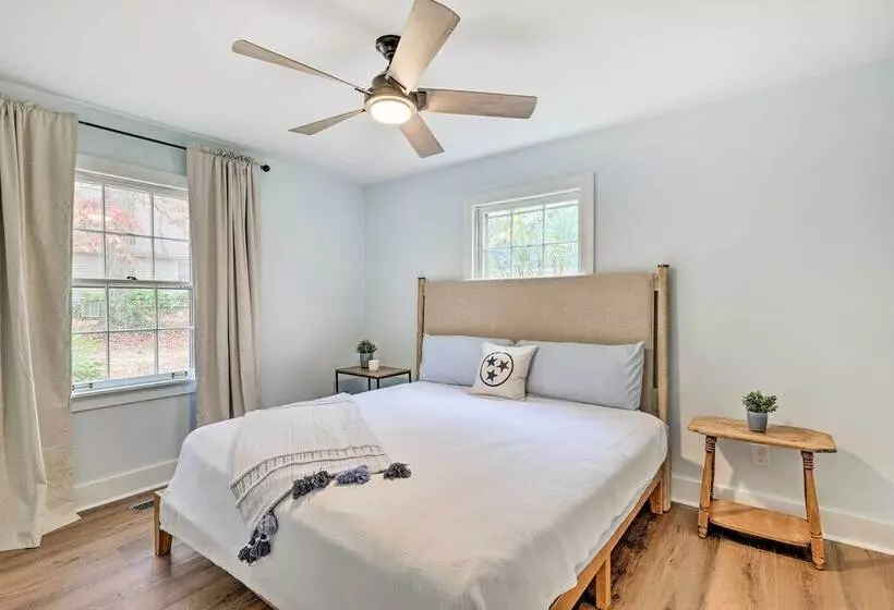 Cozy Cottage W/ Private Yard: Pet Friendly!