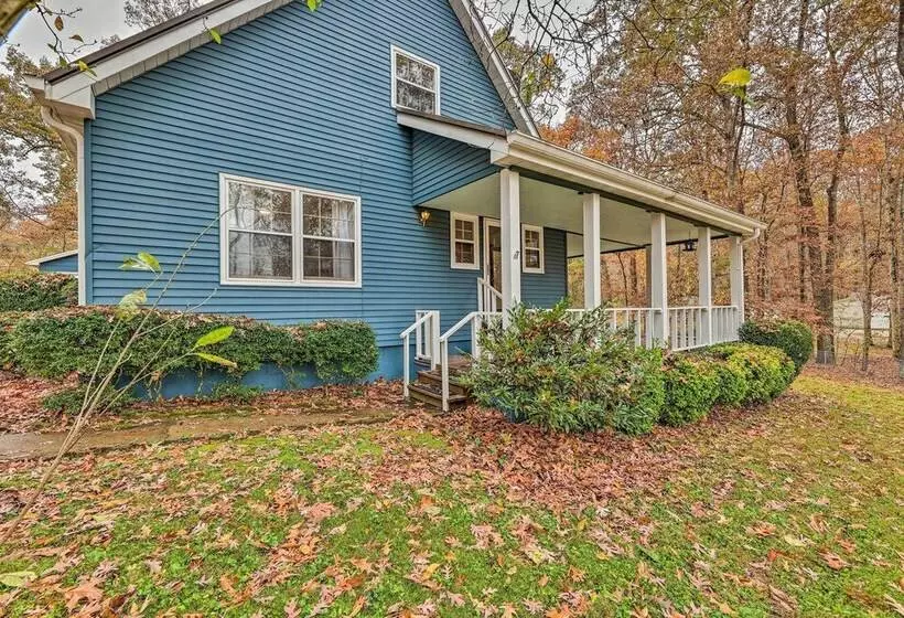 Cozy Cottage W/ Private Yard: Pet Friendly!