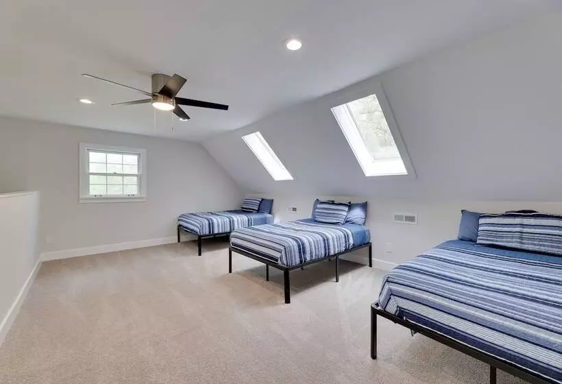 Cozy Cottage W/ Private Yard: Pet Friendly!