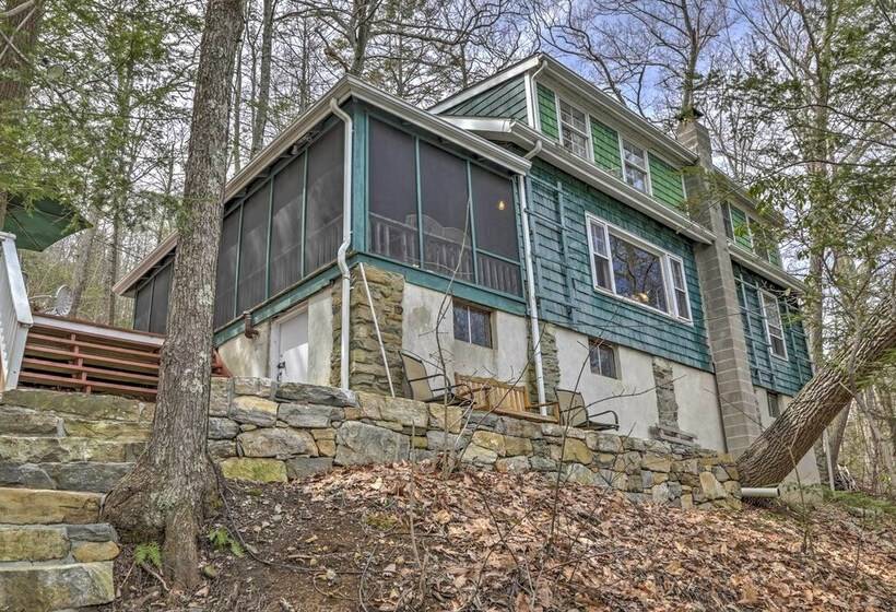 Dainty New Preston Cottage W/ Dock & Lake Views!