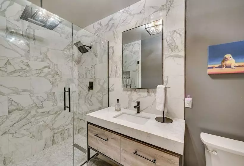 Sedona Retreat W/ Patio, Bar & Swim Spa!