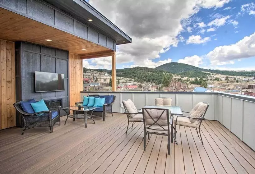 Exquisite Discovery Mtn Home W/ Sweeping Views!