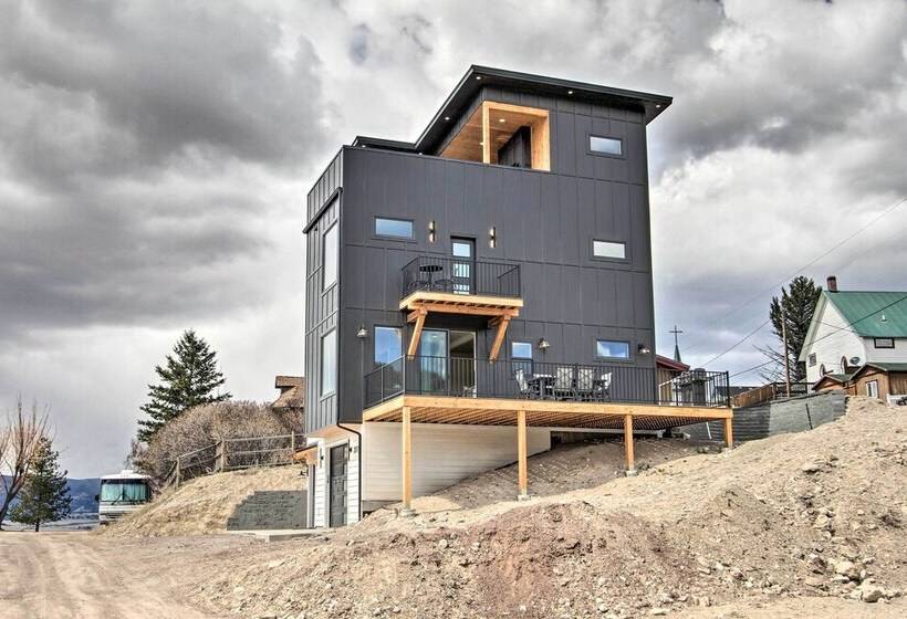 Exquisite Discovery Mtn Home W/ Sweeping Views!