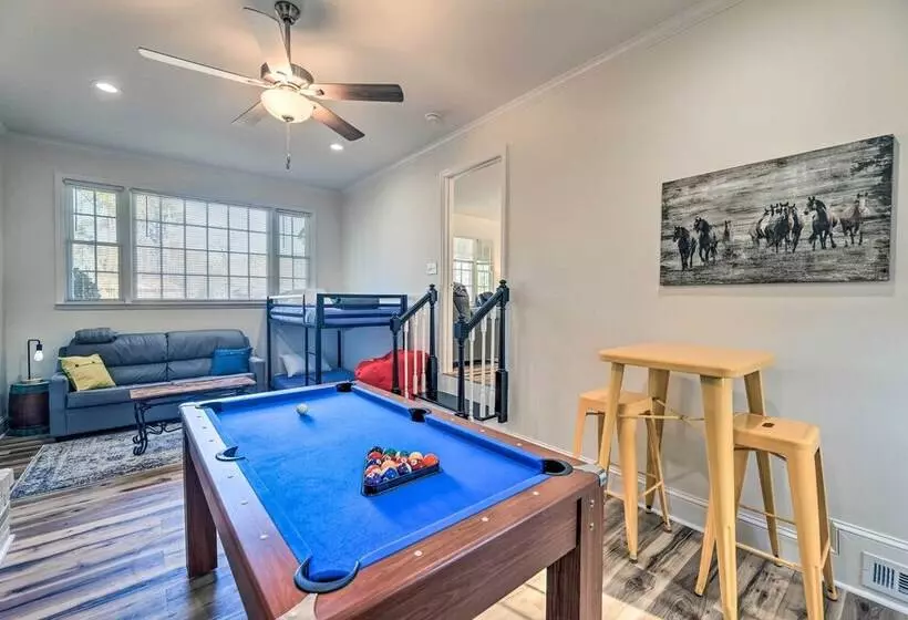 Family Friendly New Bern Home W/ Backyard!