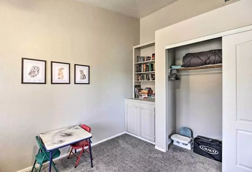 Oro Valley Home W/ Hot Tub & Mountain Views!