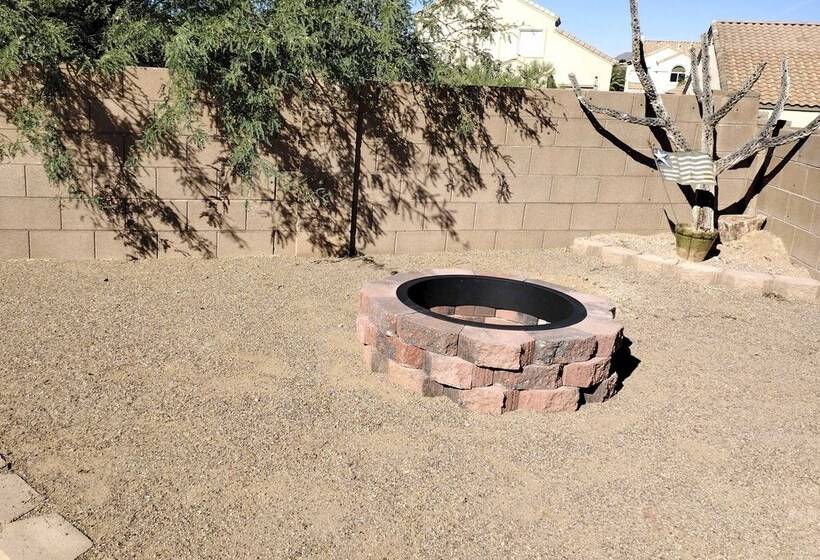 Oro Valley Home W/ Hot Tub & Mountain Views!