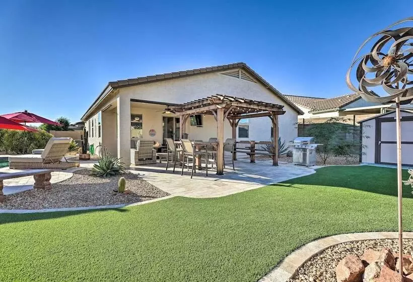 Gold Canyon Home W/ Private Pool, Grill & Fire Pit