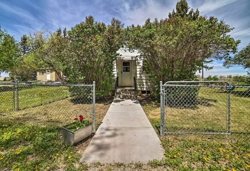 Idaho Falls Farmhouse ~ 11 Mi To Downtown!