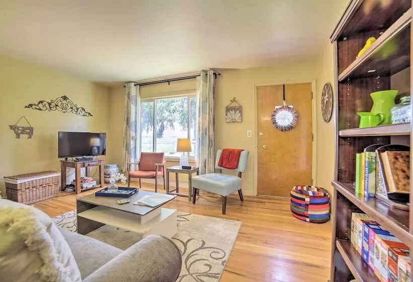 Idaho Falls Farmhouse ~ 11 Mi To Downtown!