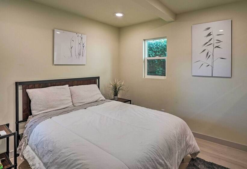 Ideally Located Oakland Home W/ Private Yard!