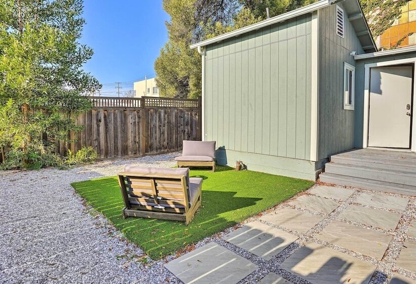 Ideally Located Oakland Home W/ Private Yard!