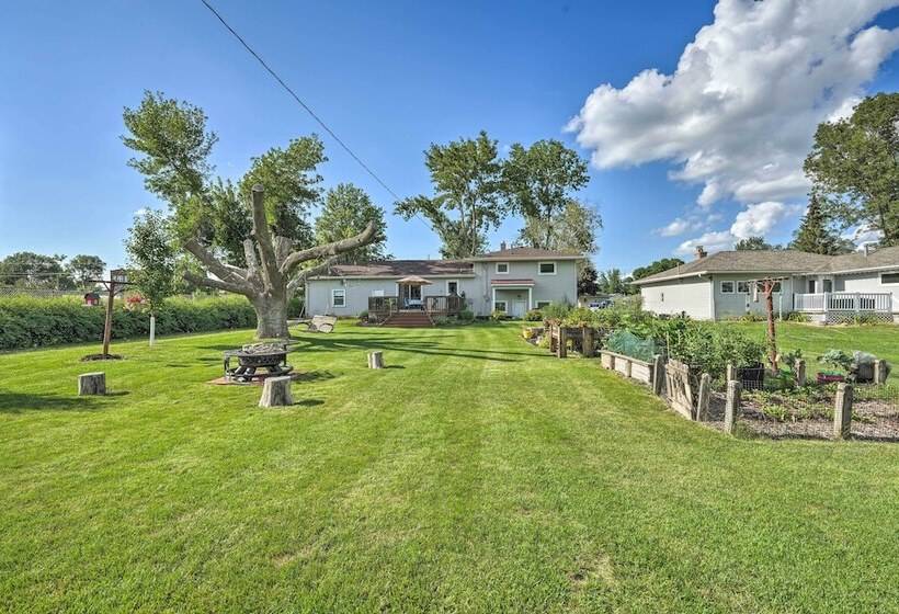 Kid Friendly House ~ 8 Mi To Cedar Rapids!