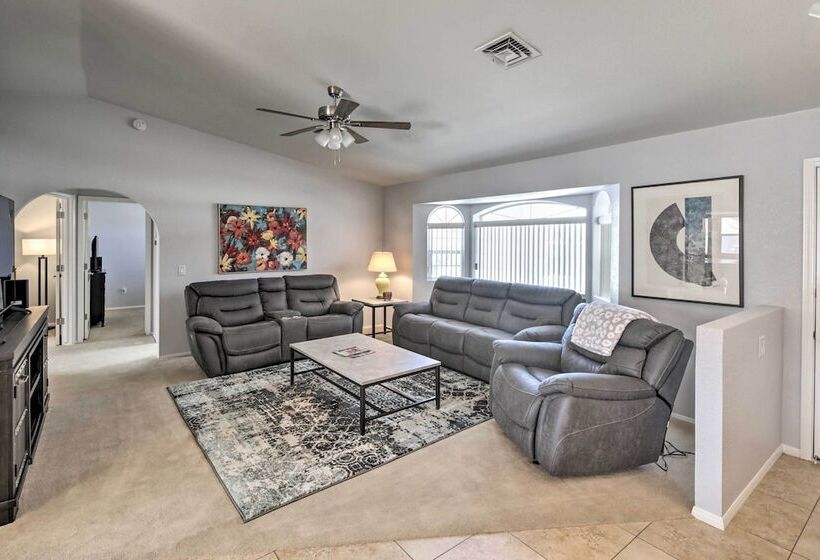 Lake Havasu Home   2 Mi From Main Launch Ramp!