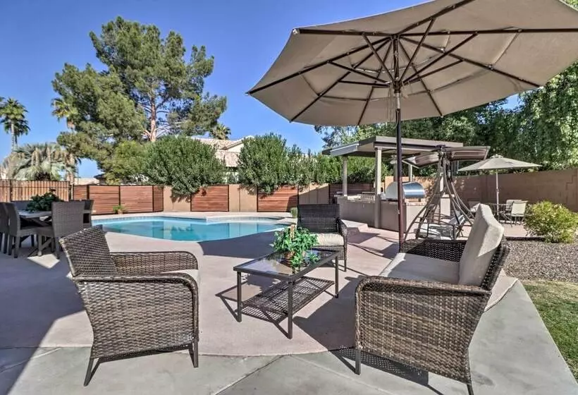 Lavish Family Escape W/ Game Room In Avondale!