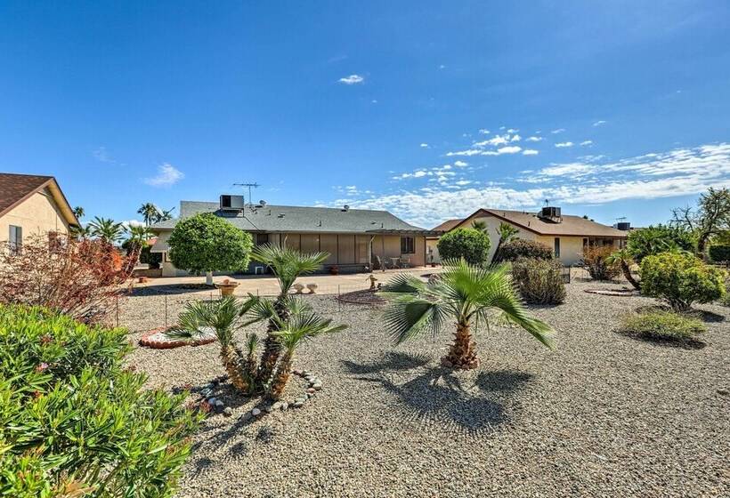 Lovely Sun City Home Near Golf & Spring Training!