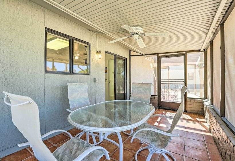 Lovely Sun City Home Near Golf & Spring Training!