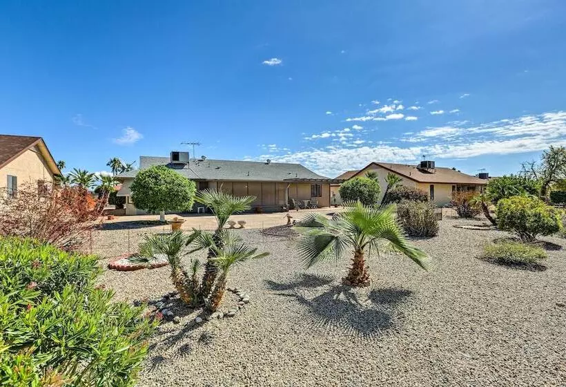 Lovely Sun City Home Near Golf & Spring Training!