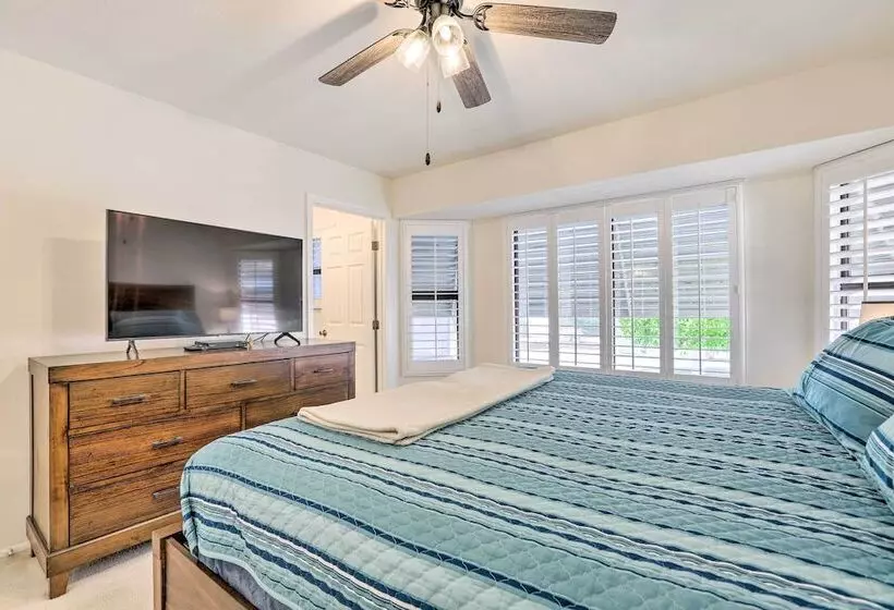 Lovely Sun City Home Near Golf & Spring Training!